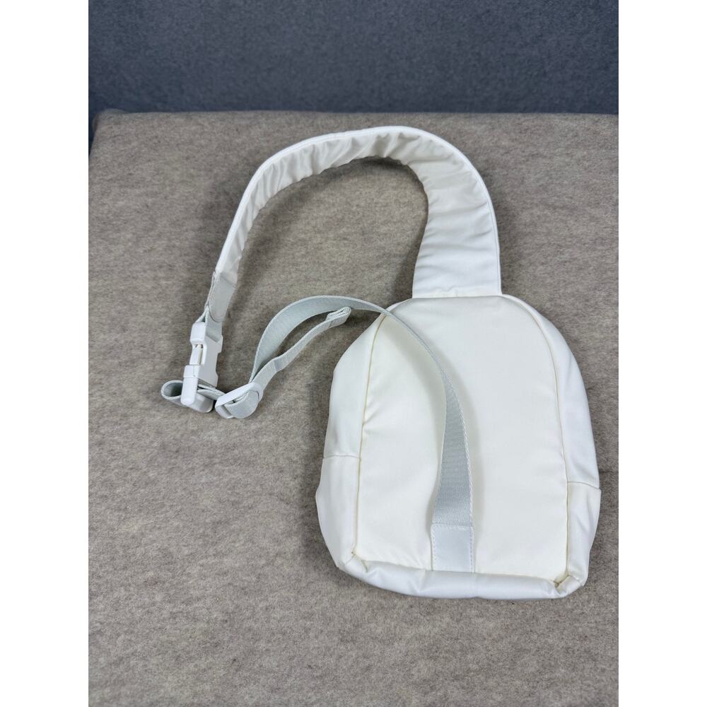Pangaia Sling Crossbody Bag - Picture 3 of 6